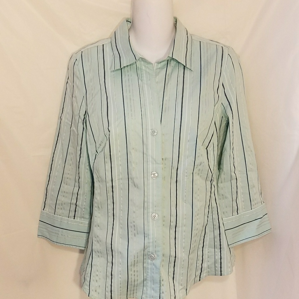 Hillard & Hanson collared button down size Med